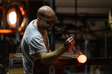 Glass blower at The World of Glass